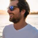 Handsome, tall and tanned guy wants to meet shy woman in Delaware